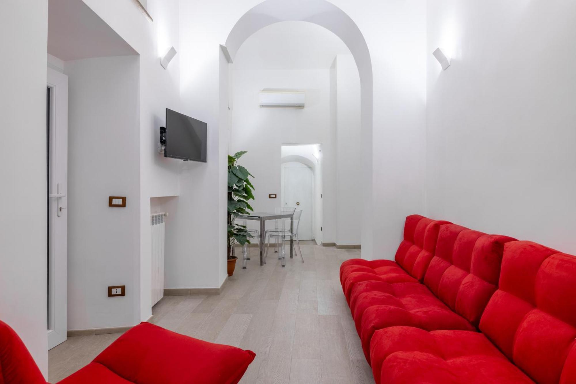 Lovely Studio Apartment - Capocci Рим Екстериор снимка